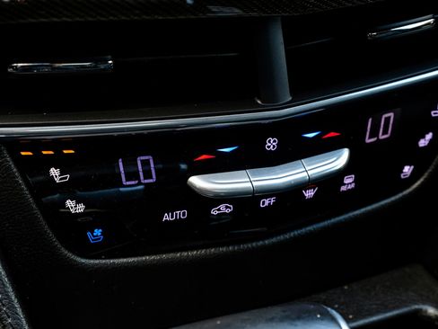 Used 2017 Cadillac CT6 Luxury image 39