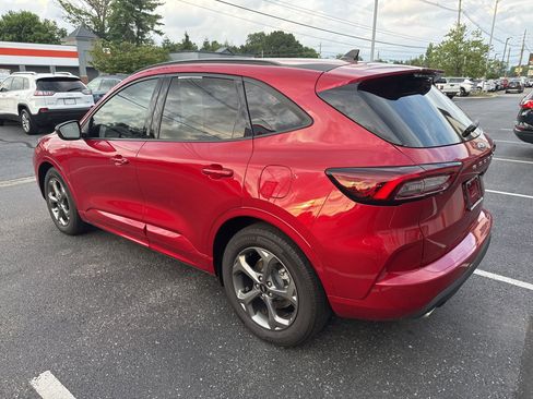 Used 2024 Ford Escape ST-Line image 14