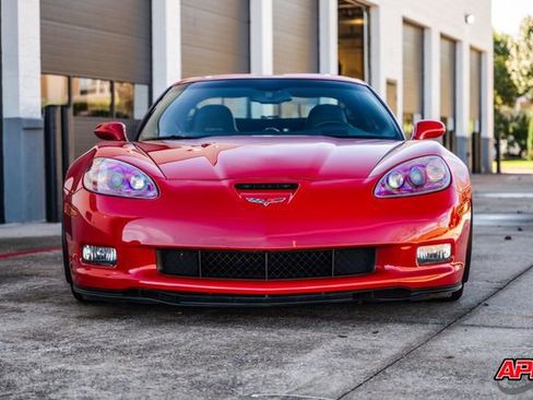 Used 2009 Chevrolet Corvette Z06 w/ Preferred Equipment Group image 16