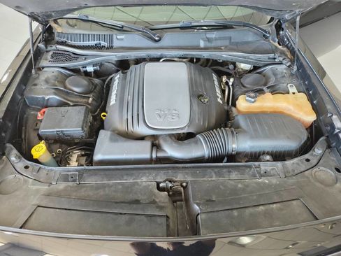 Used 2016 Dodge Challenger R/T w/ Driver Convenience Group RWD image 33
