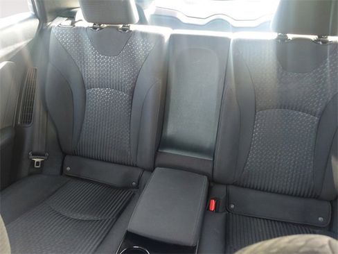 Used 2017 Toyota Prius Prime image 13