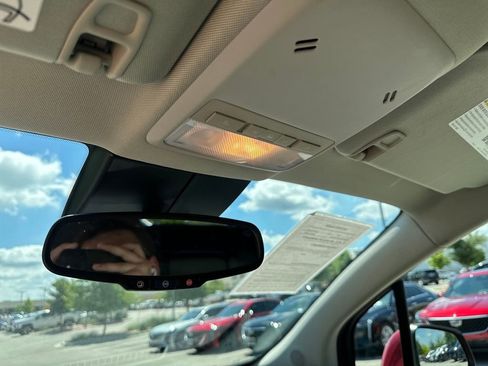 Used 2019 Buick Encore Preferred FWD image 23