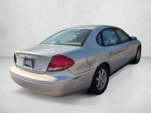 Used 2006 Ford Taurus SEL FWD image 5