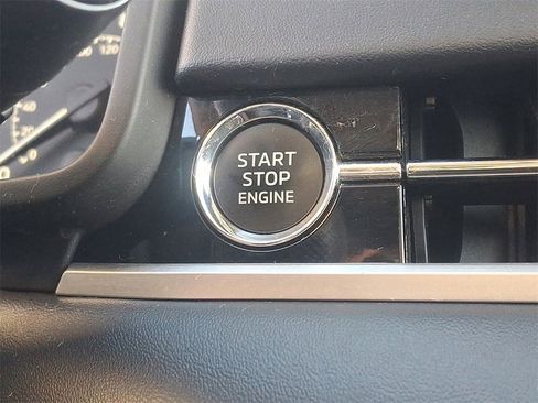 Used 2022 Mitsubishi Outlander ES image 23