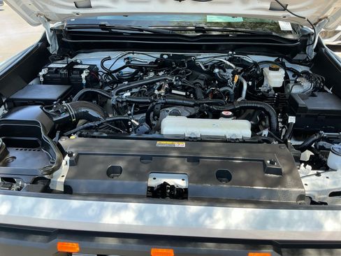 Certified 2024 Toyota Tacoma TRD Sport AWD/4WD image 21