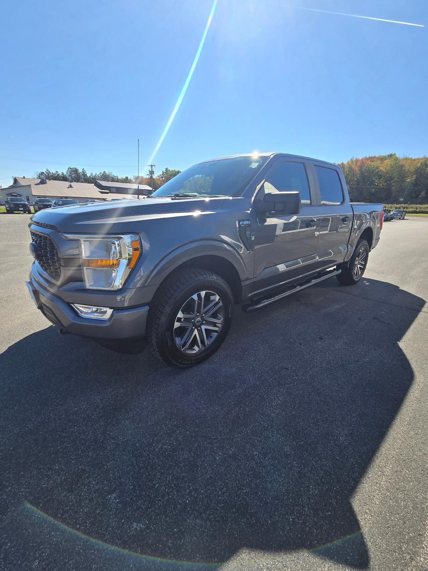 Used 2022 Ford F150 XL w/ STX Appearance Package AWD/4WD image 4