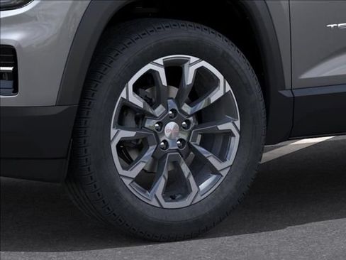 New 2026 GMC Terrain Elevation w/ Elevation Premium Package AWD/4WD image 9
