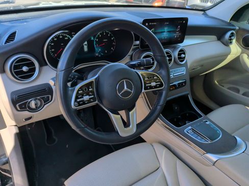 Used 2020 Mercedes-Benz GLC 300 image 14
