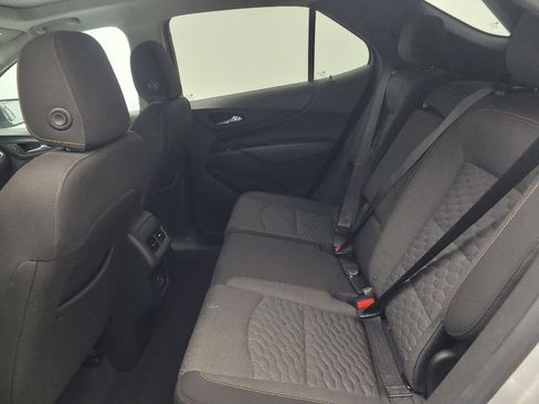 Used 2021 Chevrolet Equinox LT AWD/4WD image 18