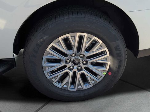 New 2026 Ford Expedition Platinum AWD/4WD image 12