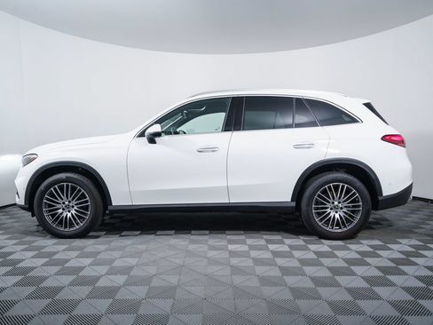 Certified 2025 Mercedes-Benz GLC 300 4MATIC image 2
