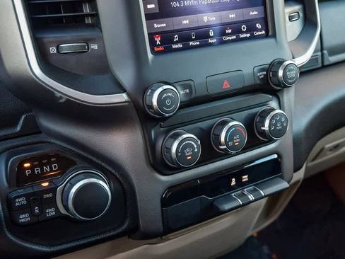 Used 2020 RAM 1500 Big Horn image 26