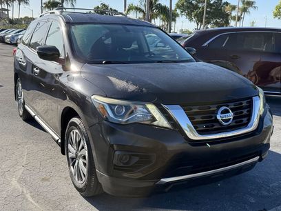 Used 2018 Nissan Pathfinder S