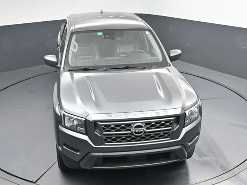 Certified 2022 Nissan Frontier SV image 30