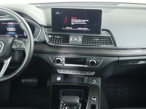Certified 2021 Audi Q5 2.0T Premium Plus w/ Premium Plus Package image 14