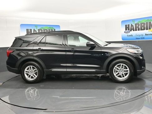 New 2025 Ford Explorer Active w/ Active Comfort Package image 7