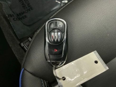 Used 2025 Buick Envista Sport Touring FWD image 27