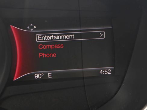 Used 2020 Ford Fusion SE AWD/4WD image 25