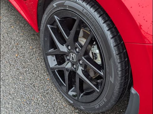 Certified 2025 Honda Civic Sport image 21