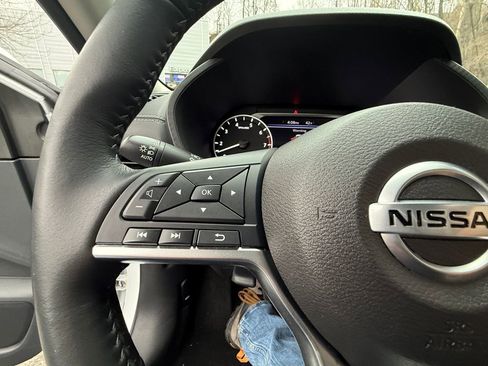 Used 2023 Nissan Sentra SV w/ All-Weather Package image 20