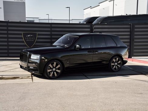 Used 2019 Rolls-Royce Cullinan image 5