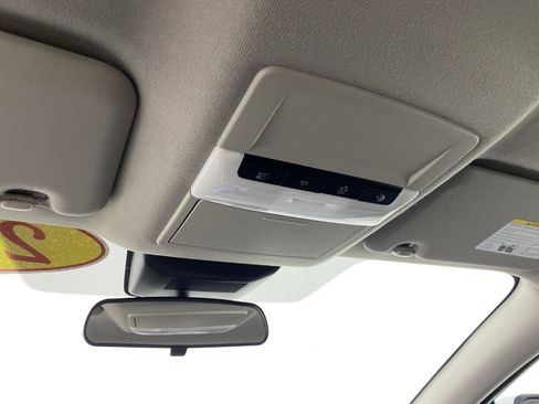 Used 2024 Nissan Sentra SV image 26