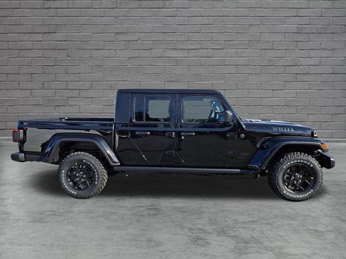 New 2026 Jeep Gladiator Sport AWD/4WD image 9