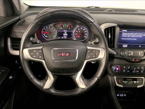 Used 2024 GMC Terrain SLT AWD/4WD image 5