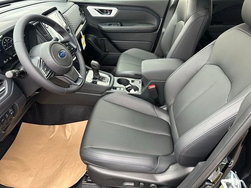 New 2025 Subaru Forester Limited image 10