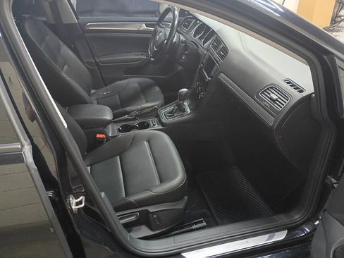 Used 2019 Volkswagen Golf Alltrack S AWD/4WD image 15