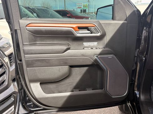 Used 2022 GMC Sierra 1500 Denali image 14