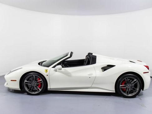 Certified 2019 Ferrari 488 Spider RWD image 9