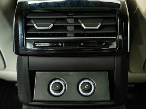 Certified 2025 Audi A8 L 3.0T w/ Executive Package AWD/4WD image 42