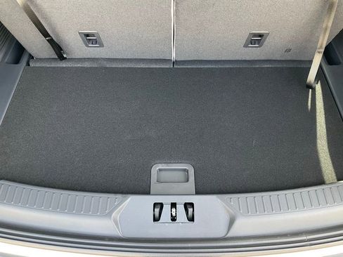 New 2026 Ford Explorer Active w/ Active Comfort Package image 17