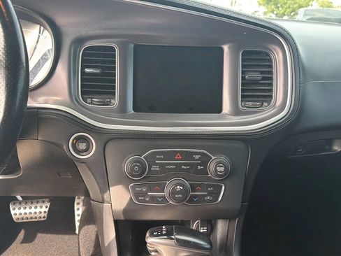 Used 2019 Dodge Charger Scat Pack w/ Dynamics Package RWD image 93
