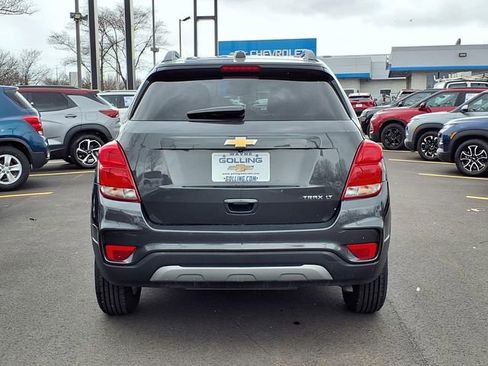 Used 2019 Chevrolet Trax LT w/ LT Convenience Package image 19