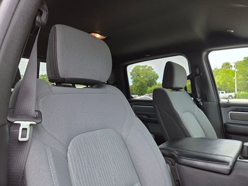 Used 2022 RAM 1500 Big Horn AWD/4WD image 16