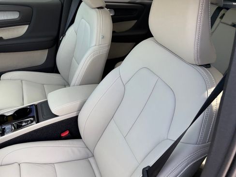 New 2026 Volvo XC40 B5 Ultra w/ Climate Package image 20