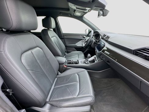 Used 2022 Audi Q3 2.0T Premium w/ Convenience Package image 20