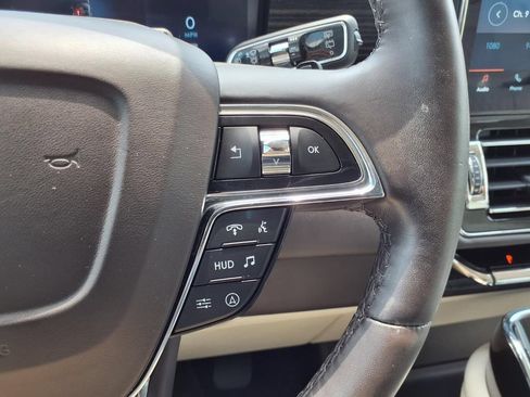 Used 2024 Lincoln Navigator Black Label AWD/4WD image 17
