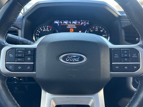 Used 2024 Ford Expedition Limited image 36