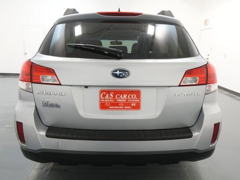 Used 2012 Subaru Outback 2.5i Limited w/ Moonroof Pkg image 8