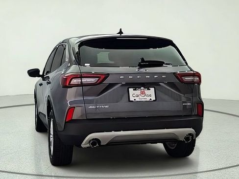 Used 2023 Ford Escape Active AWD/4WD image 5
