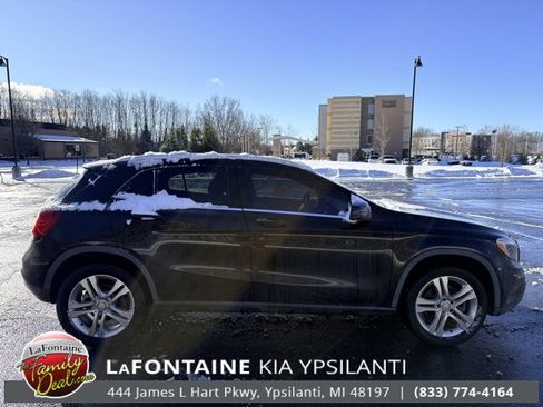 Used 2016 Mercedes-Benz GLA 250 4MATIC image 6