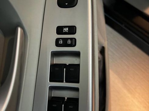 Used 2012 Toyota Prius V Three FWD image 25