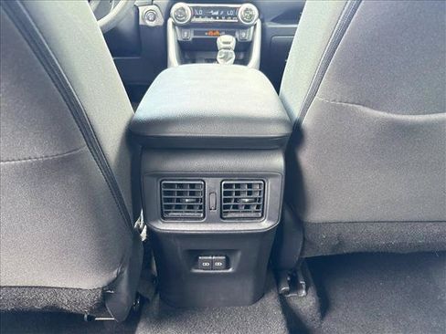 Certified 2025 Toyota RAV4 XLE FWD image 22