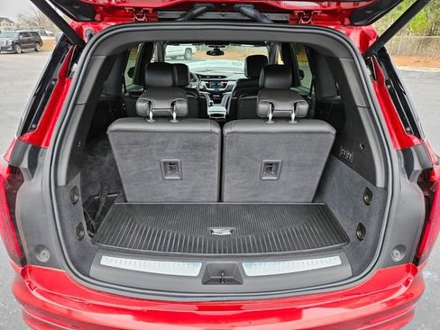 Certified 2025 Cadillac XT6 Premium Luxury w/ LPO, Floor Liner Package image 18