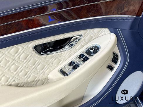 Used 2020 Bentley Continental GT image 5