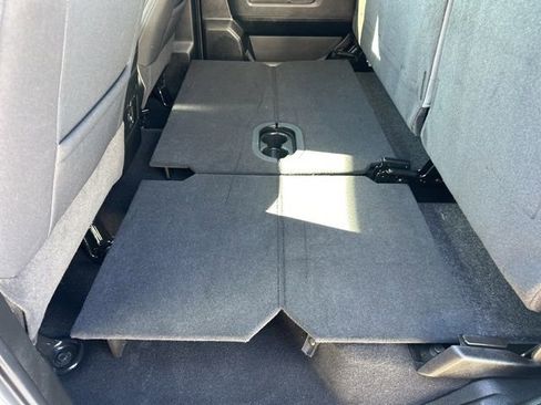 Certified 2023 RAM 1500 Classic SLT w/ Trailer & Traction Group image 33