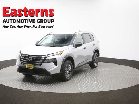 Used 2024 Nissan Rogue S AWD/4WD image 55